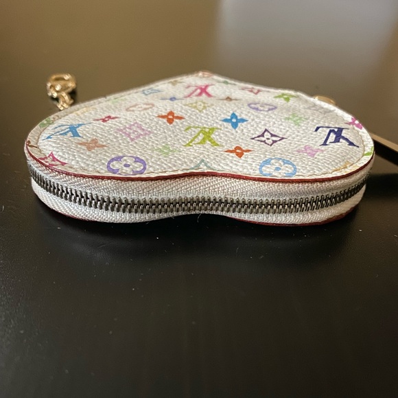 Louis Vuitton x Takashi Murakami white multicolor heart coin purse - Picture 7 of 17
